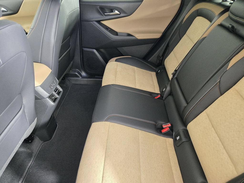 New 2026 Chevrolet Equinox ACTIV w/ Convenience Package III FWD image 33