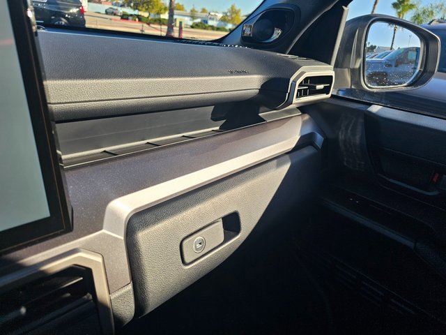 Used 2025 Toyota 4Runner TRD Off-Road Premium image 35