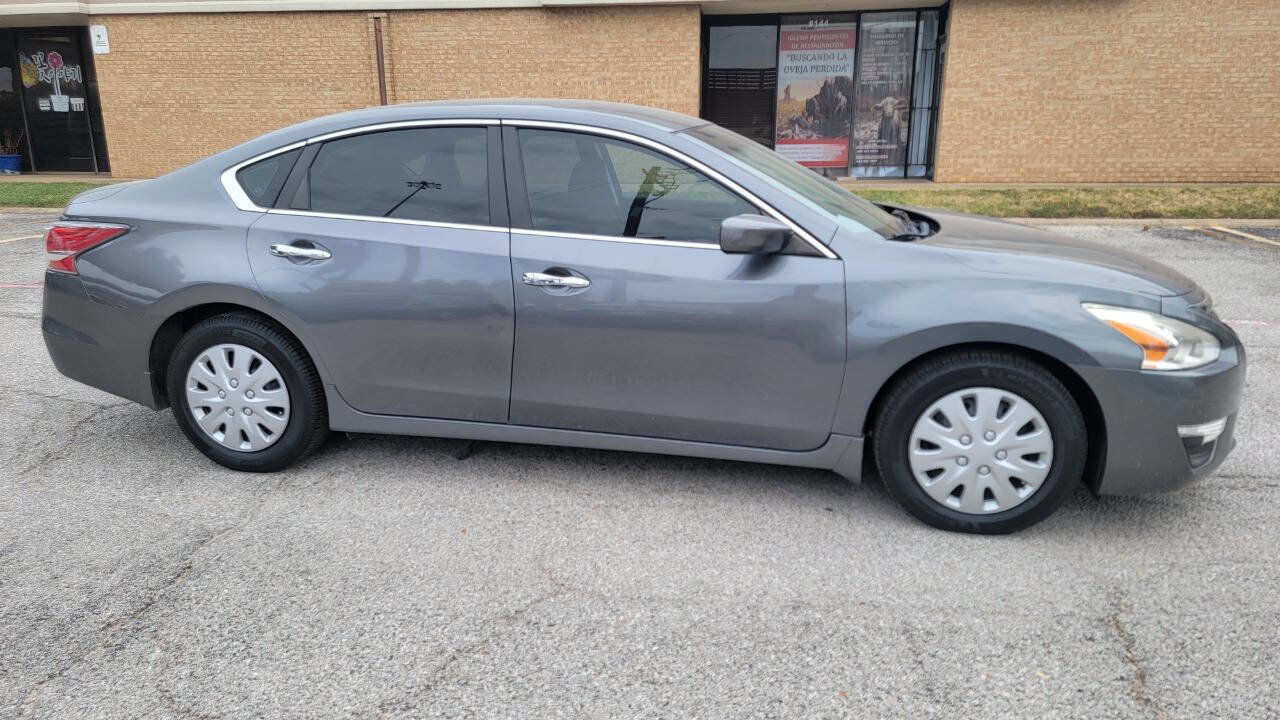 Used 2015 Nissan Altima 2.5 S w/ Power Driver Seat Package FWD image 5