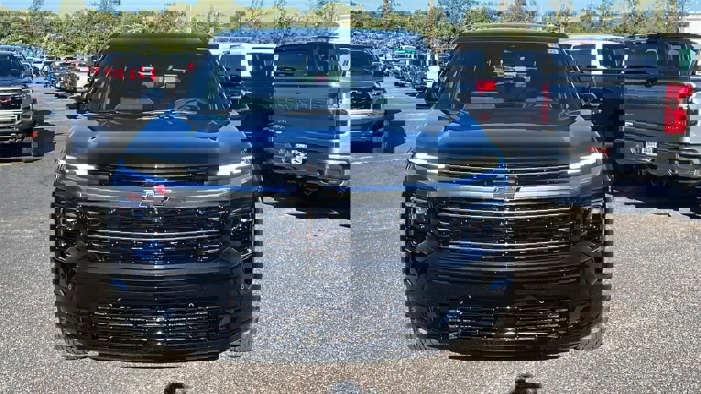 New 2026 Chevrolet Traverse High Country image 2