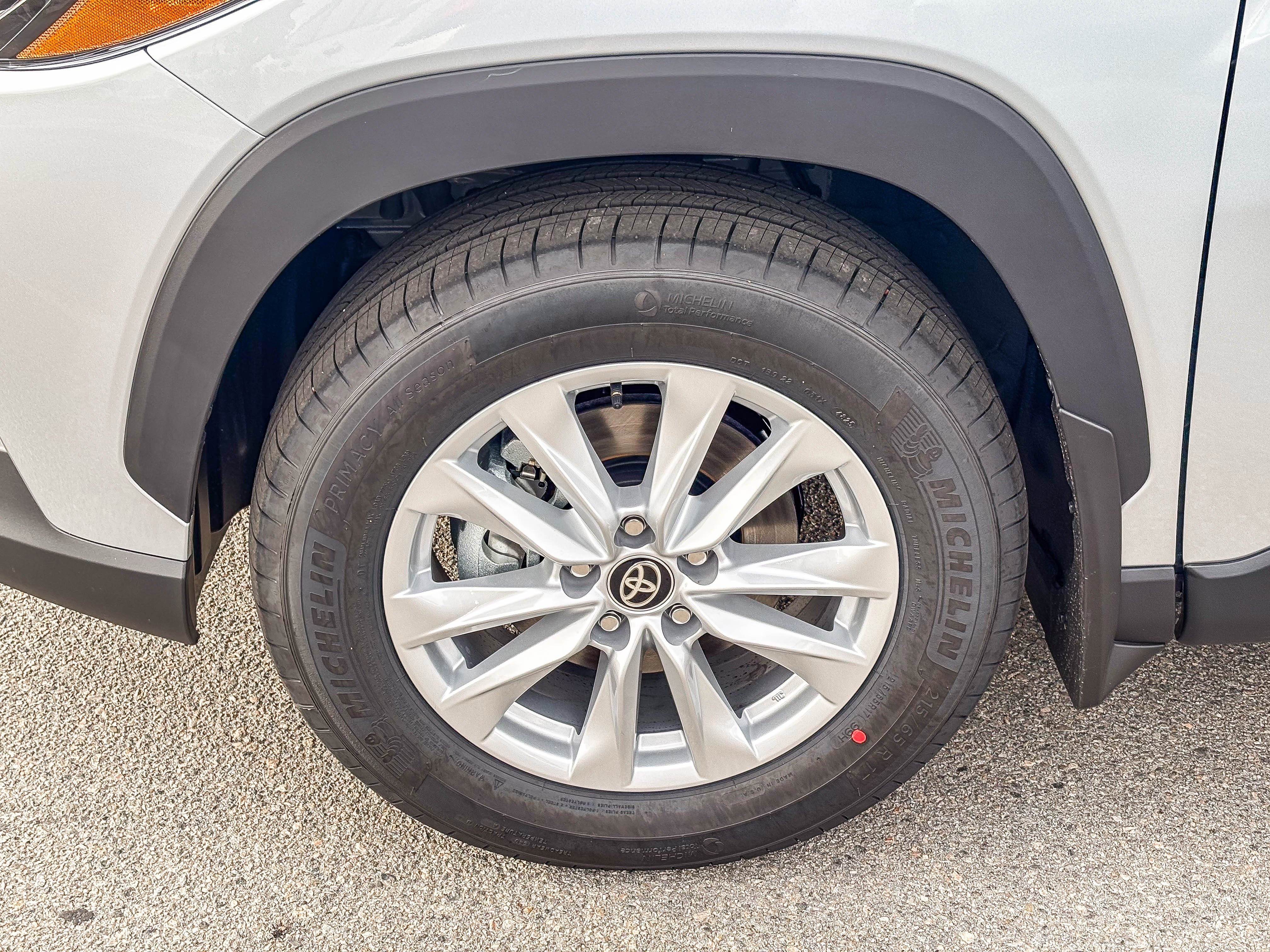 New 2026 Toyota Corolla Cross LE FWD image 11