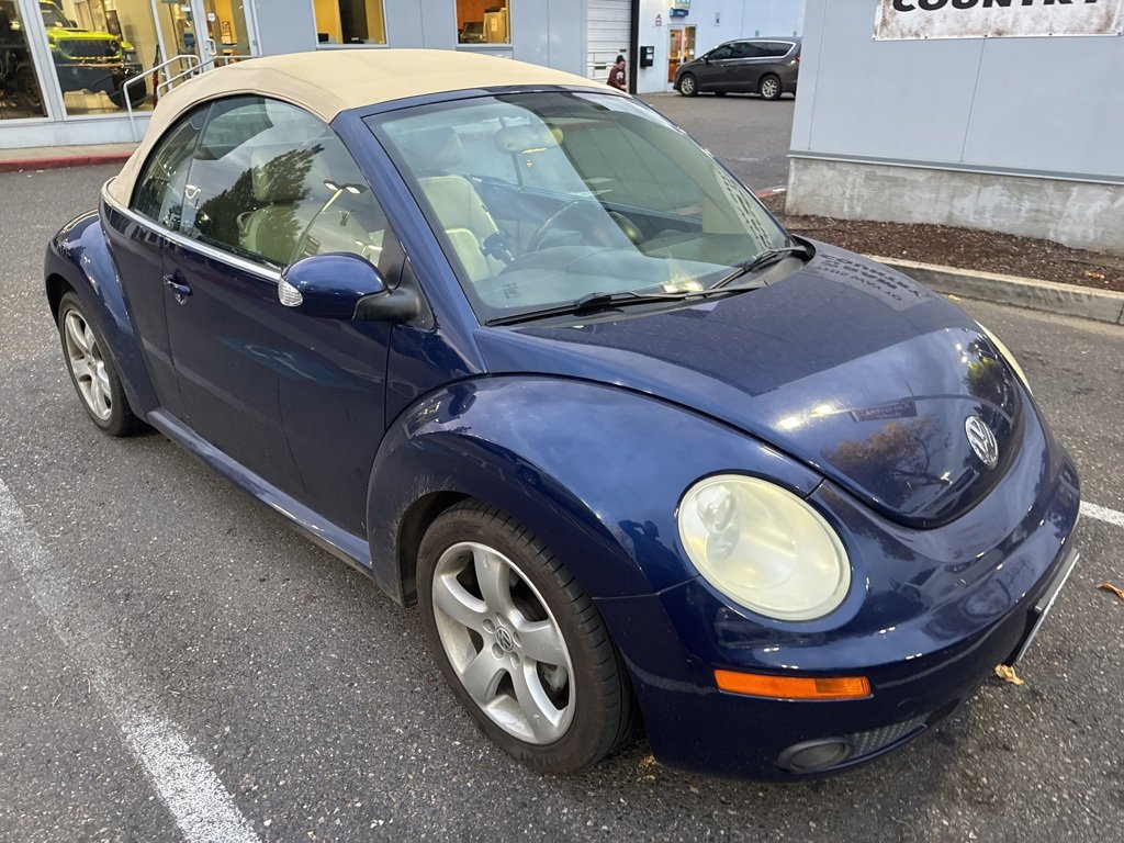 Used 2007 Volkswagen Beetle Convertible w/ Package 2