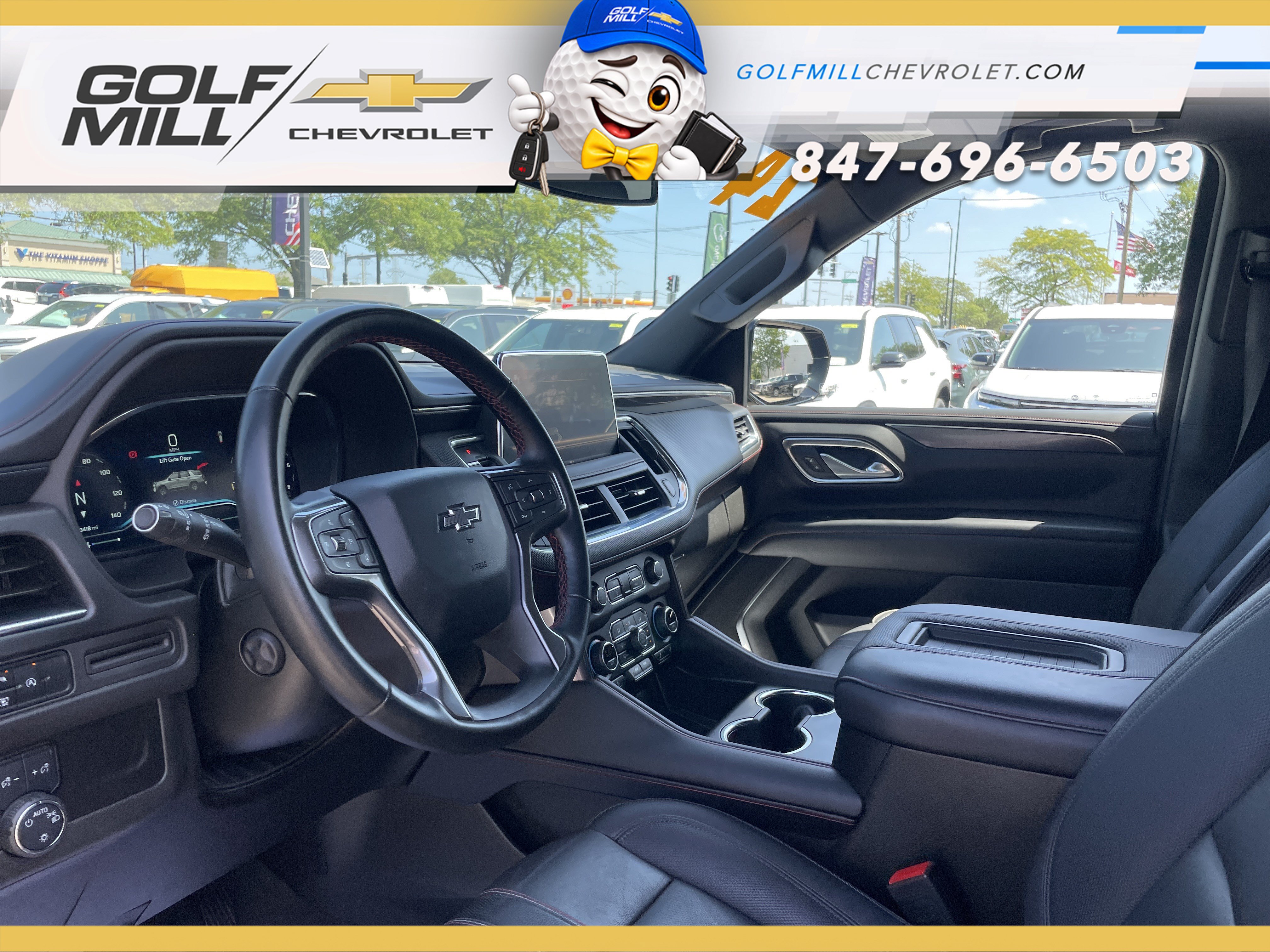 Used 2024 Chevrolet Suburban RST w/ Luxury Package AWD/4WD image 15