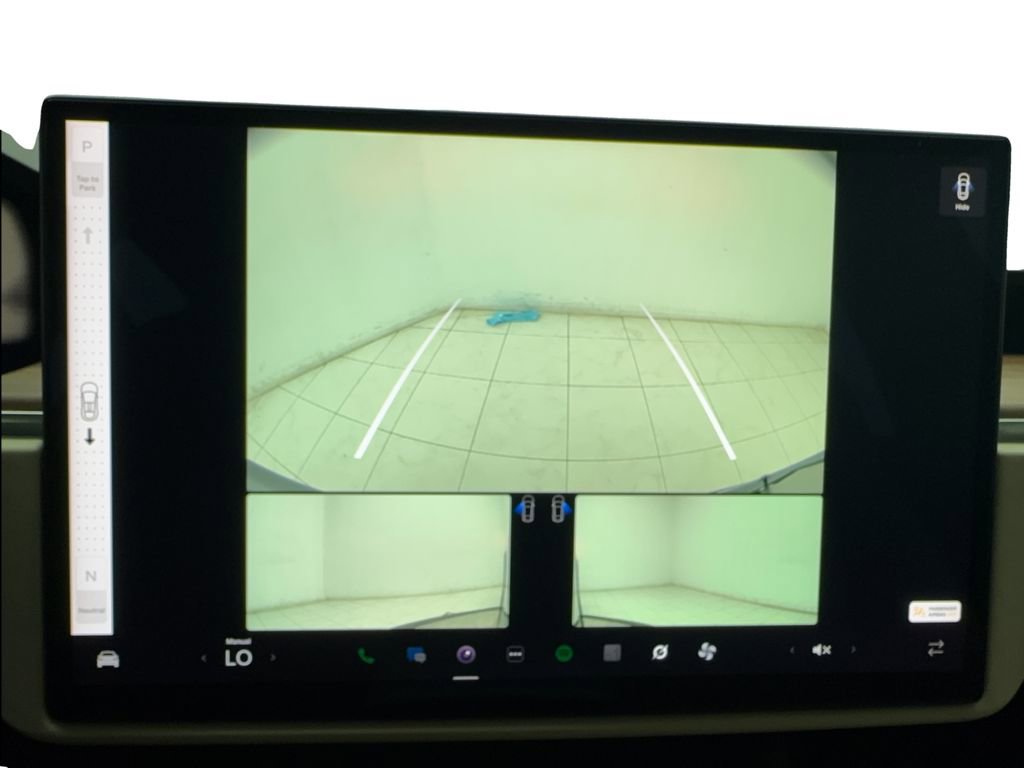 Used 2025 Tesla Model X AWD/4WD image 51