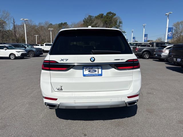 Used 2025 BMW X7 xDrive40i image 4