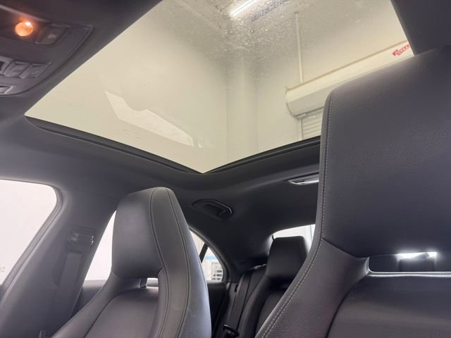 Used 2018 Mercedes-Benz CLA 250 image 5