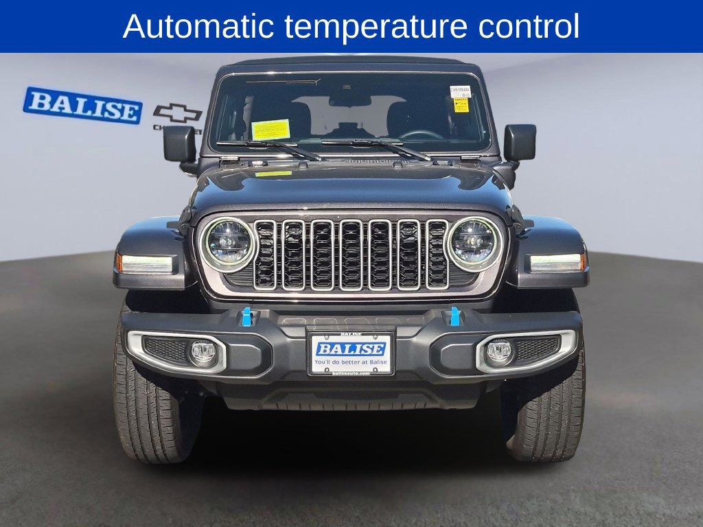 Used 2024 Jeep Wrangler Unlimited Sahara AWD/4WD image 9