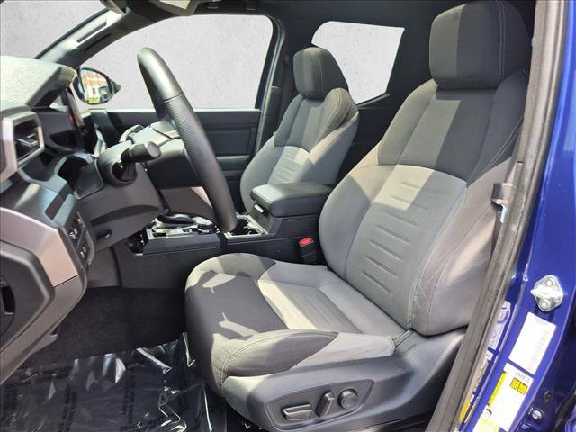 Used 2025 Toyota Tacoma TRD Sport w/ TRD Sport Upgrade Package AWD/4WD image 17