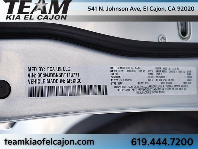 Used 2024 Jeep Compass Latitude image 31