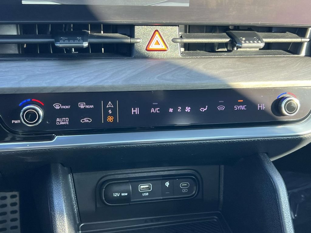 Used 2023 Kia Sportage X-Pro AWD/4WD image 18