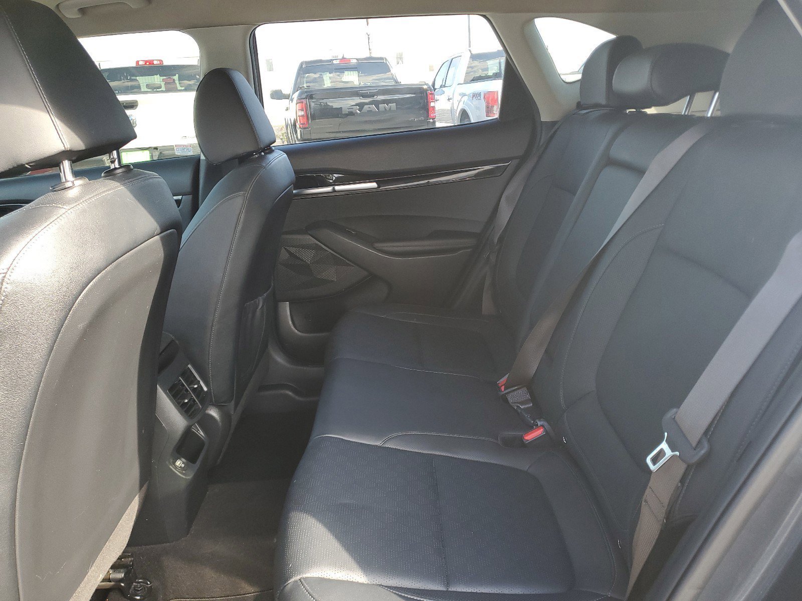 Used 2021 Kia Seltos SX image 10