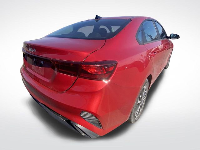 Used 2023 Kia Forte LXS image 10