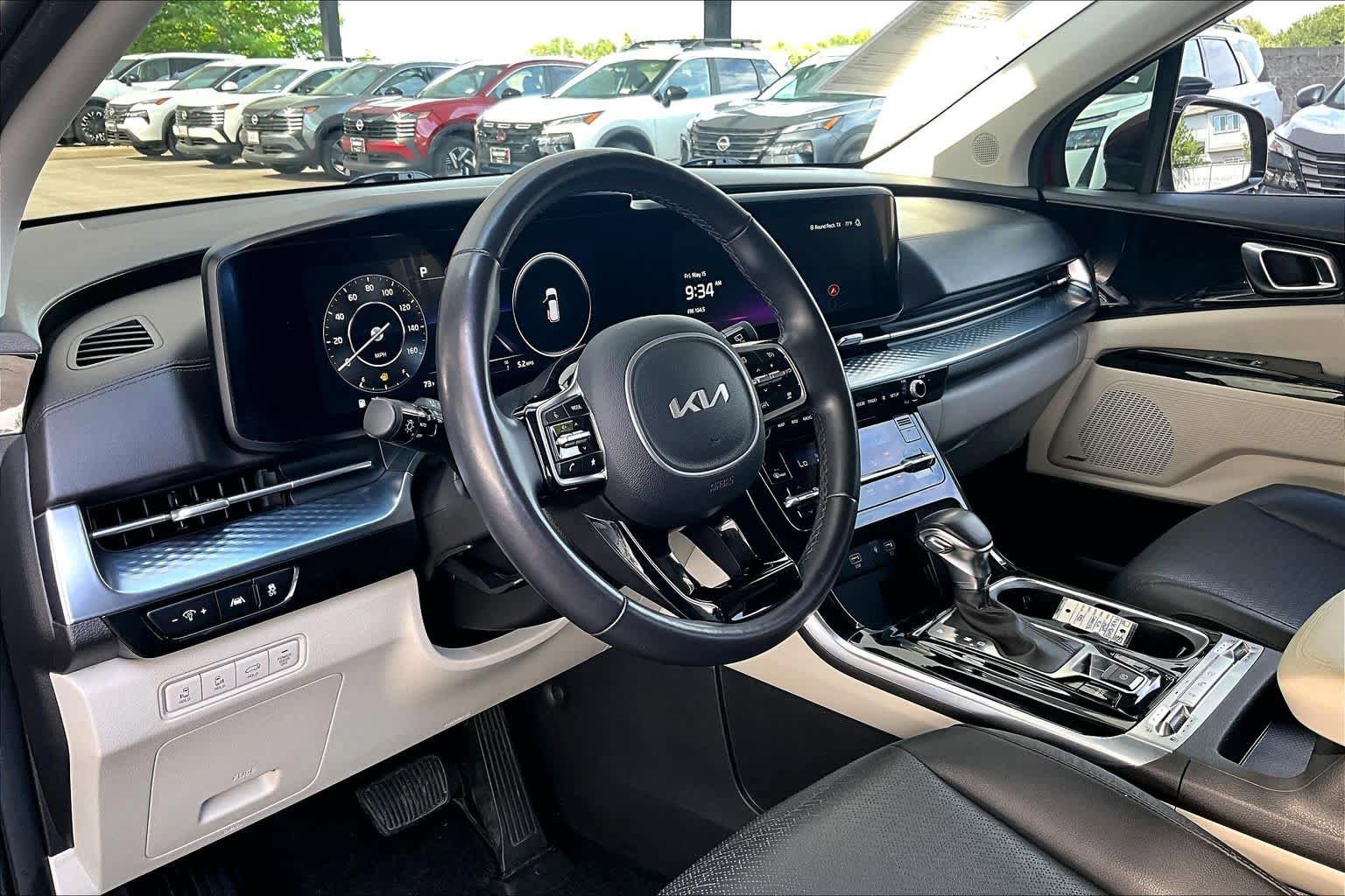 Used 2024 Kia Carnival SX Prestige FWD image 18