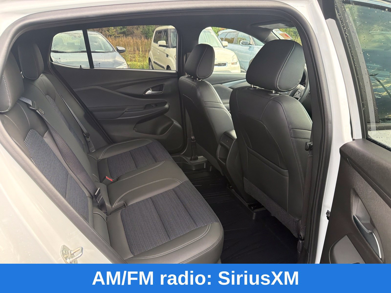 Used 2024 Buick Envista Preferred w/ Convenience II Package FWD image 25