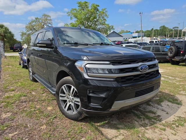 Used 2022 Ford Expedition Max XLT RWD image 2