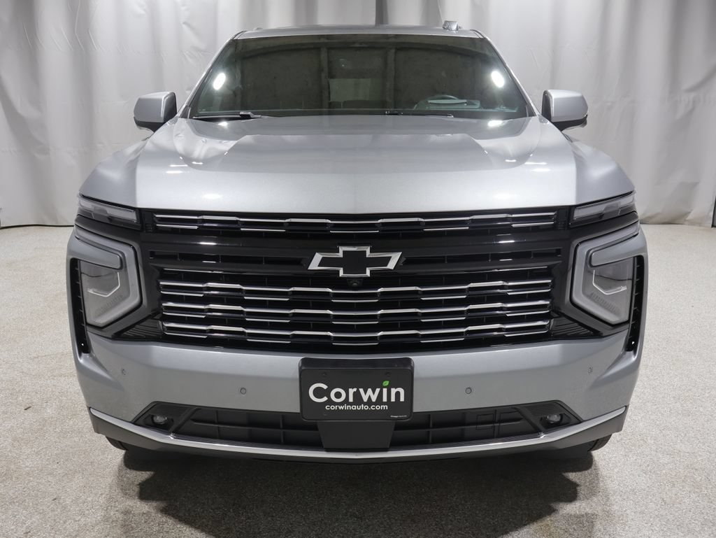 Used 2025 Chevrolet Tahoe High Country AWD/4WD image 6