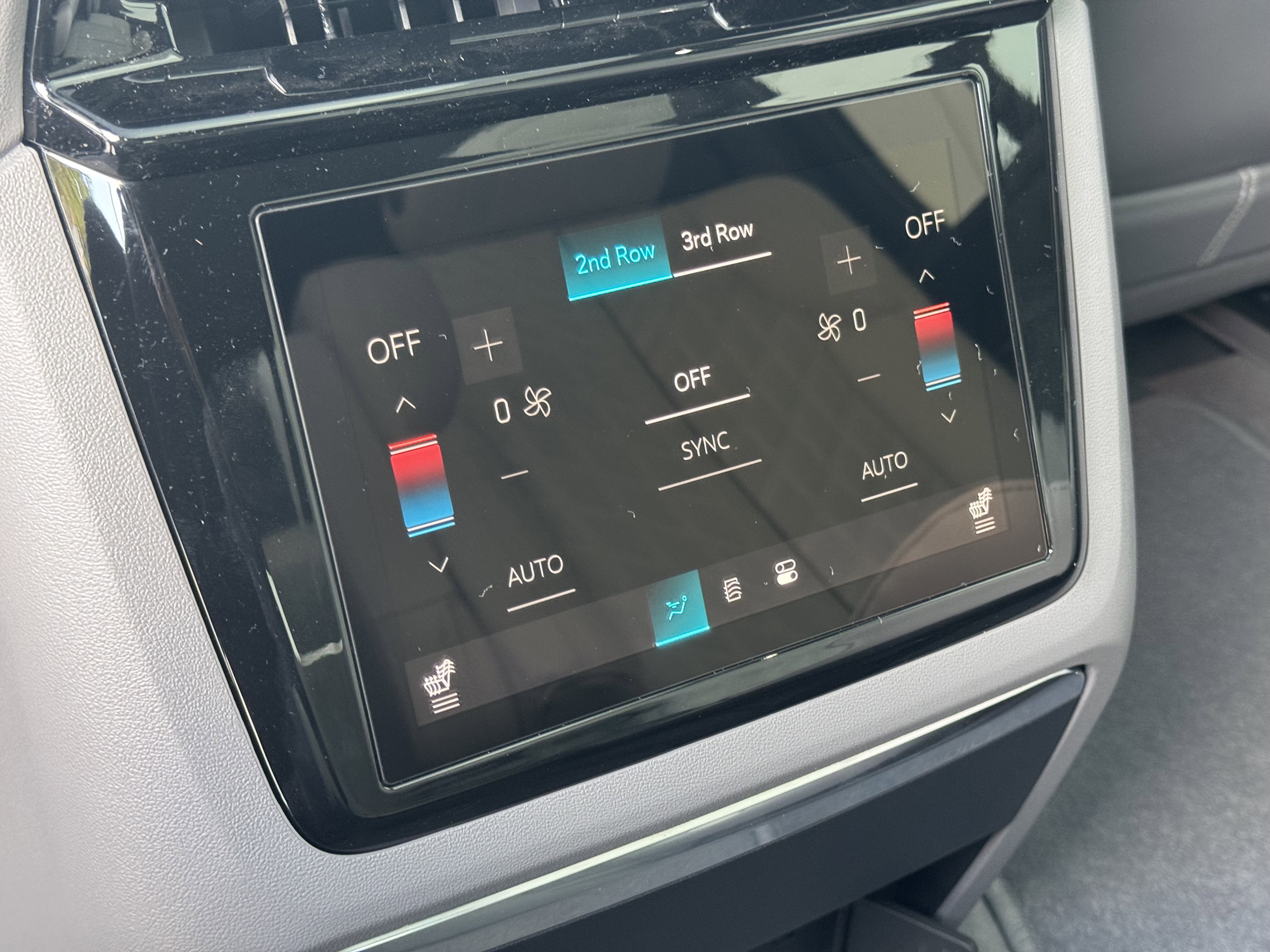 New 2025 Cadillac Escalade IQ Sport 1 w/ LPO, ONYX Package image 14