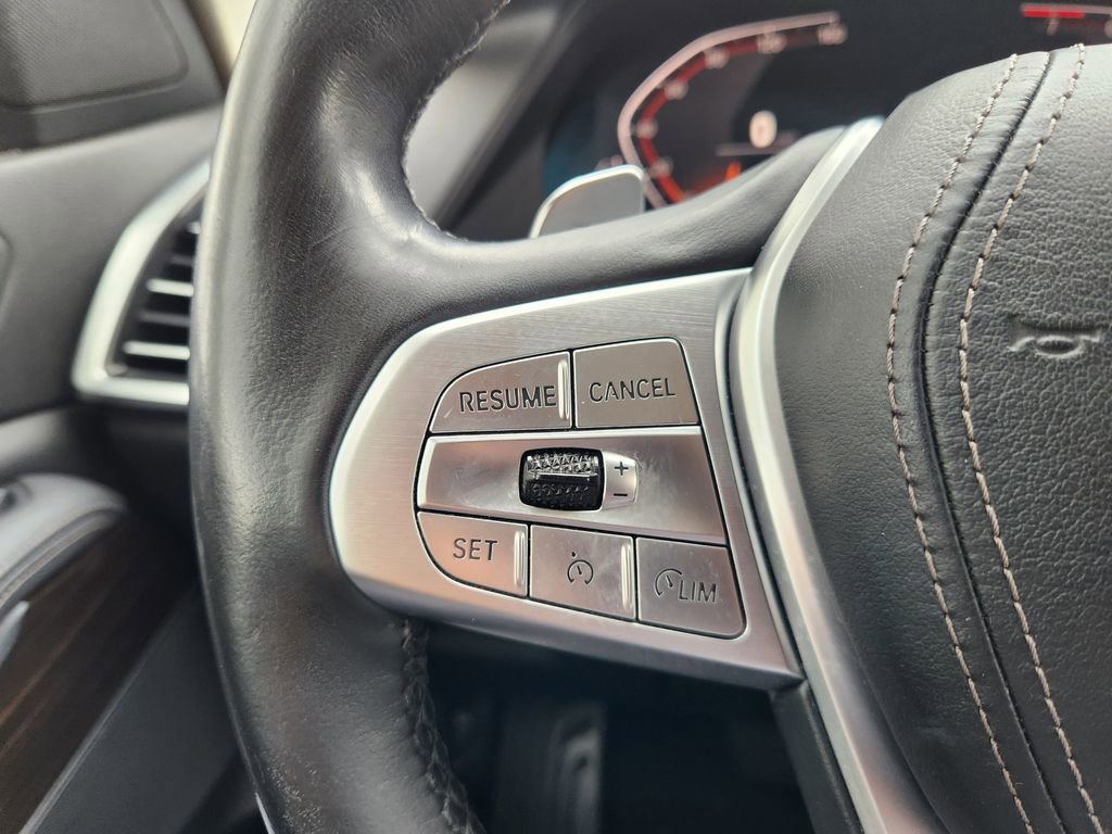 Used 2019 BMW X7 xDrive40i w/ Cold Weather Package image 30