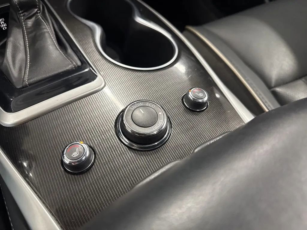 Used 2020 INFINITI QX60 Luxe image 24