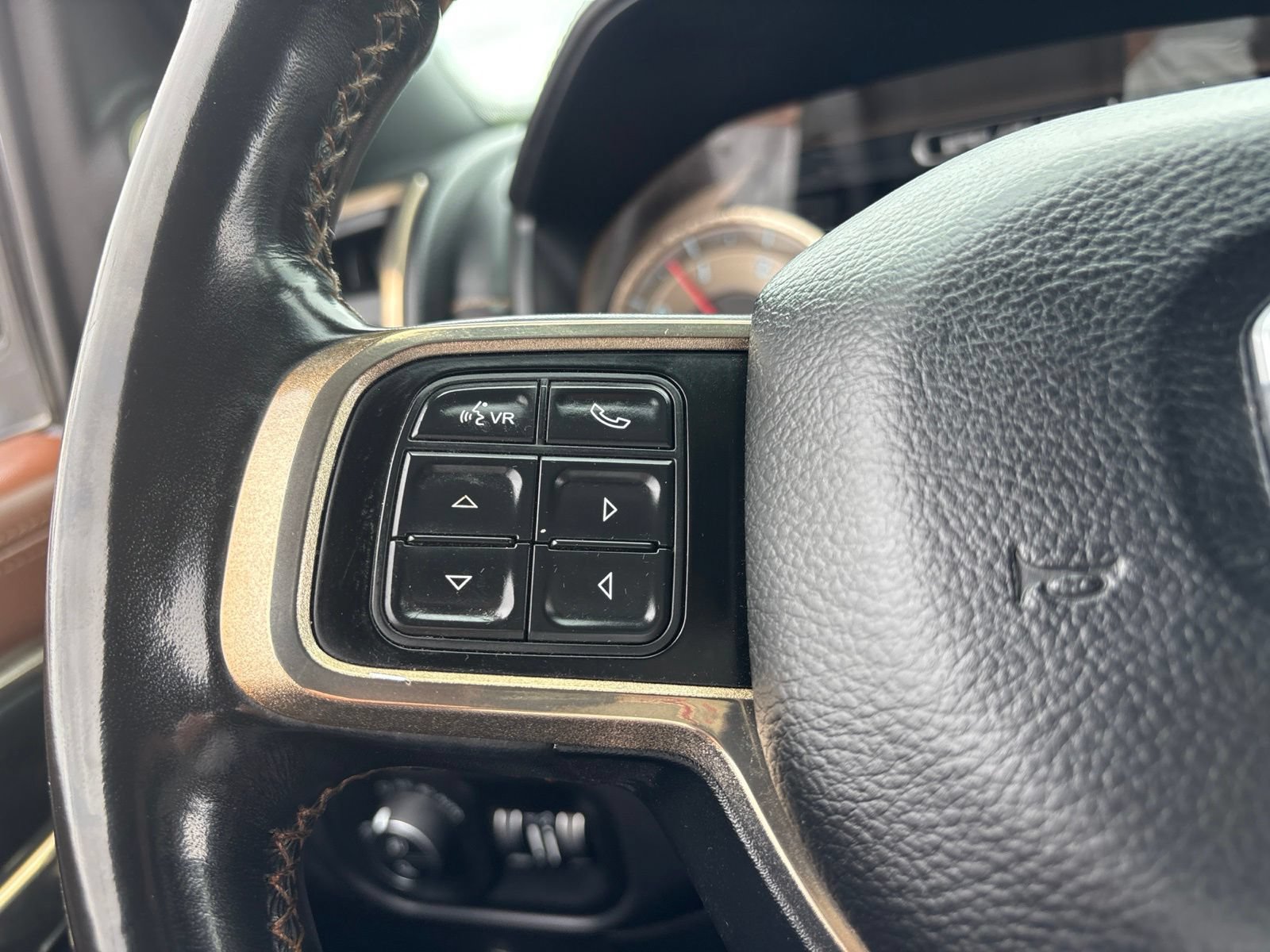 Used 2020 RAM 2500 Limited AWD/4WD image 31