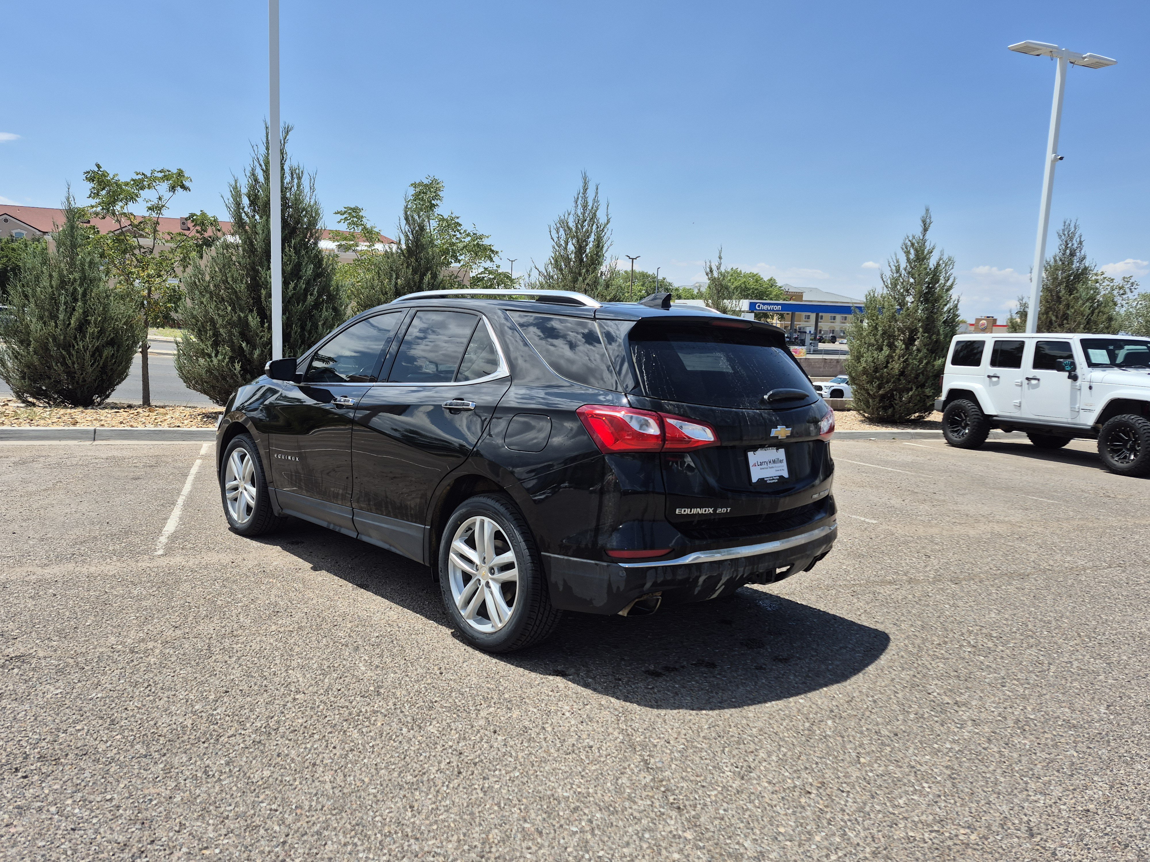 Used 2020 Chevrolet Equinox Premier AWD/4WD image 3
