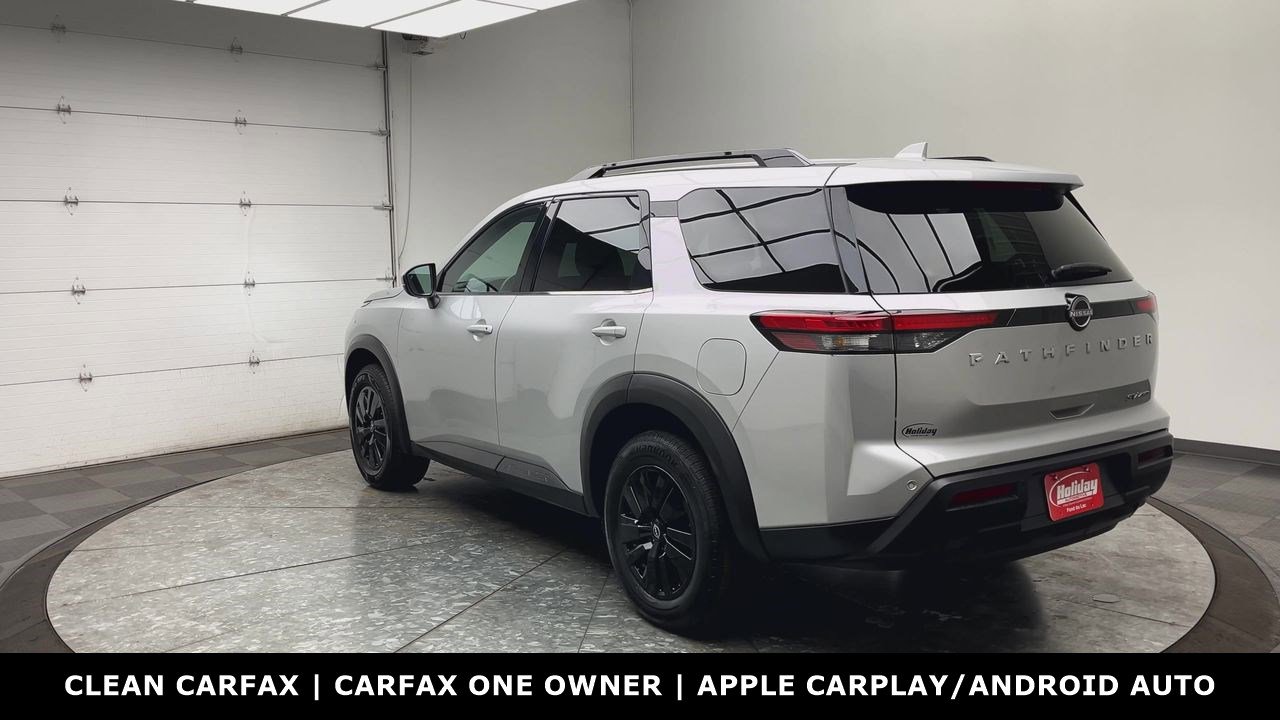 Used 2024 Nissan Pathfinder SV image 34