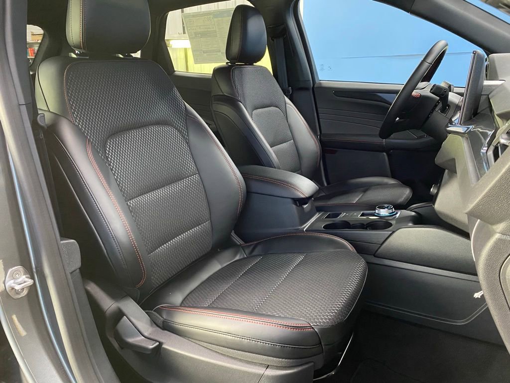 Used 2024 Ford Escape ST-Line w/ Tech Pack #1 image 49
