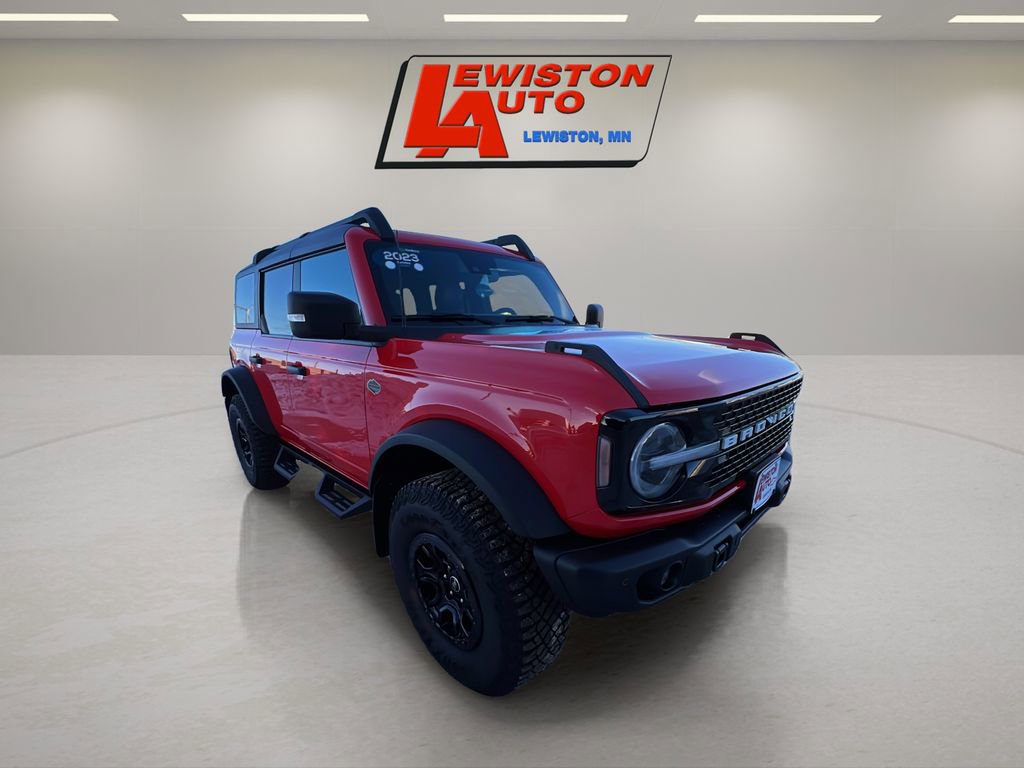 Used 2023 Ford Bronco Wildtrak image 14