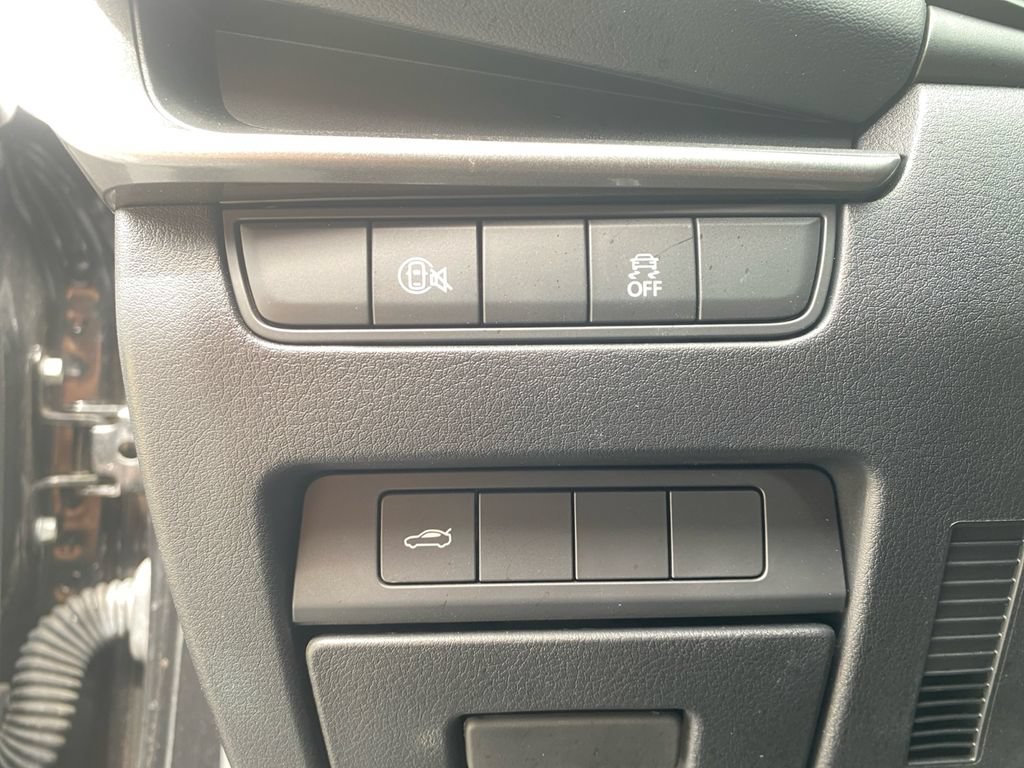 Used 2025 MAZDA MAZDA3 s FWD image 16