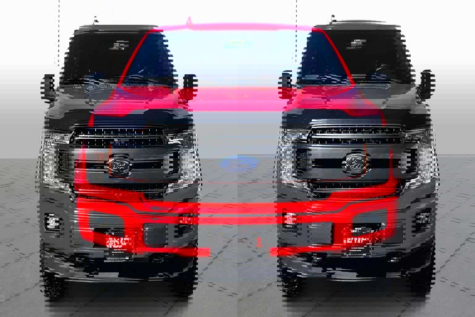 Used 2018 Ford F150 XLT w/ Equipment Group 302A Luxury image 4