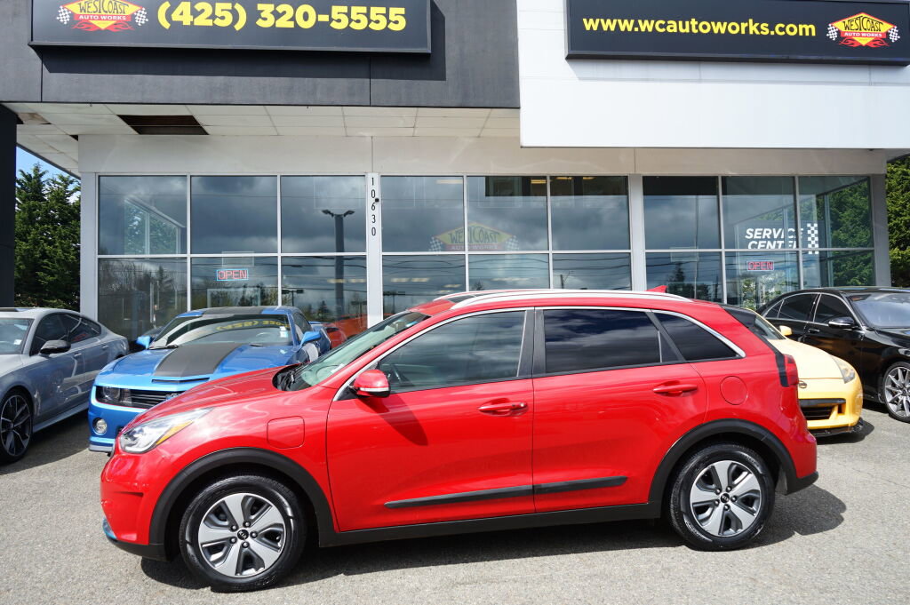 Used 2019 Kia Niro EX Premium w/ Sunroof Package image 2