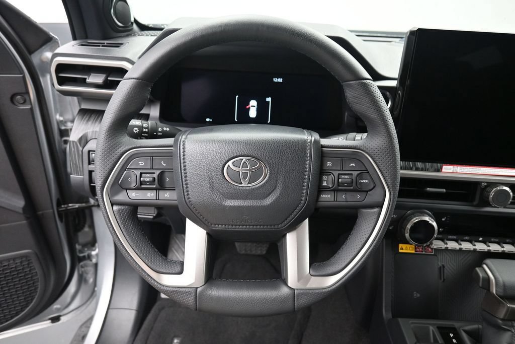 Used 2026 Toyota 4Runner Platinum AWD/4WD image 17