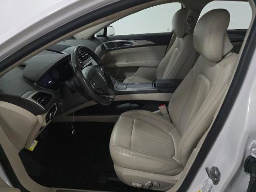 Used 2019 Lincoln MKZ Premiere image 2