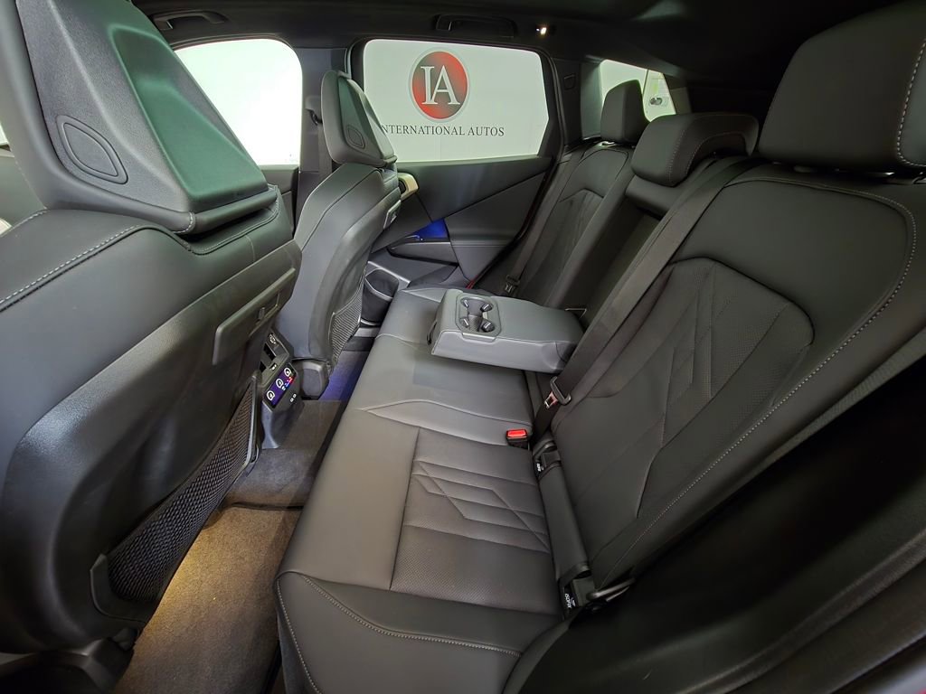 Used 2025 BMW X3 xDrive30i w/ Premium Package image 18