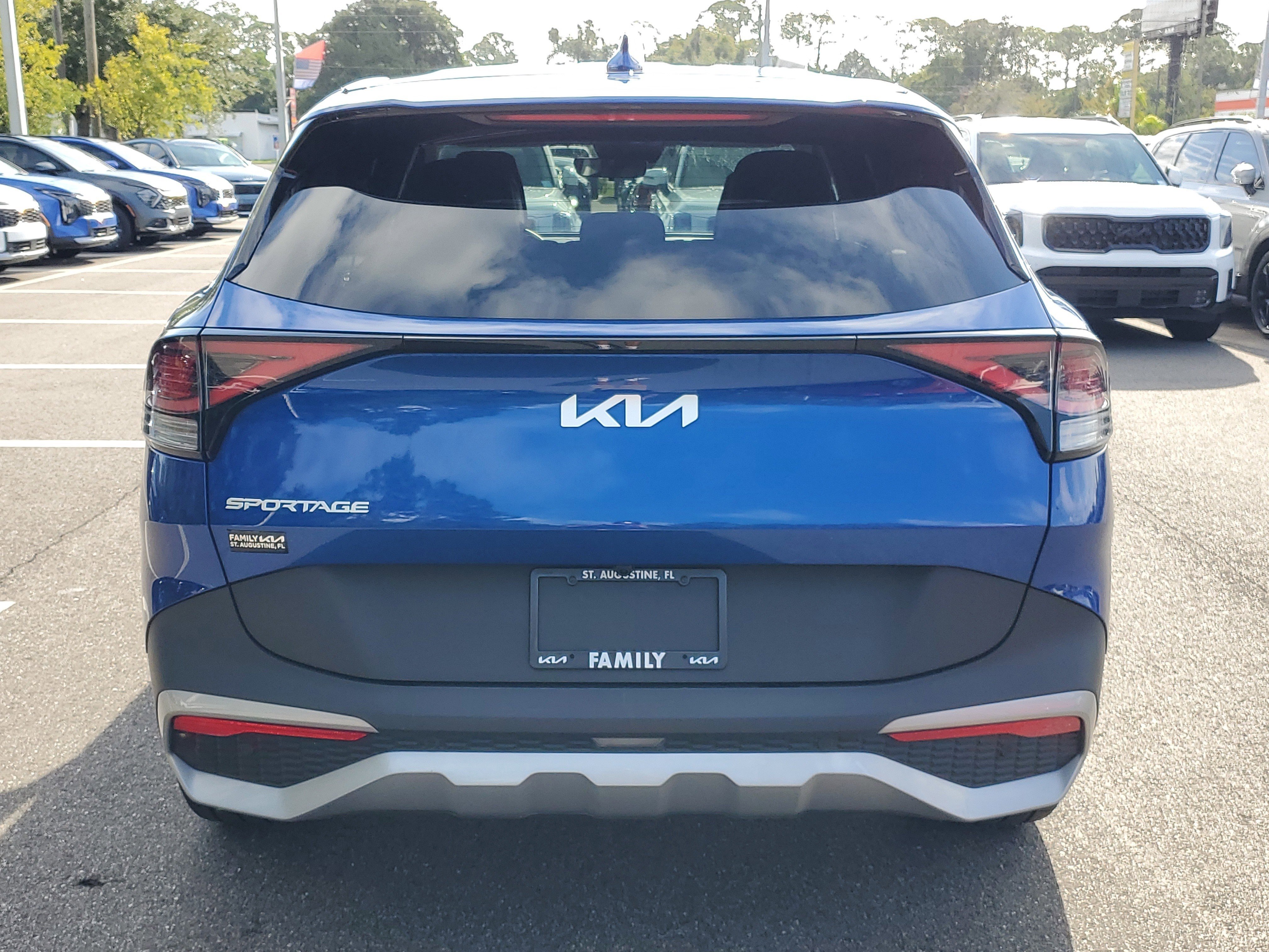 Certified 2023 Kia Sportage EX image 5