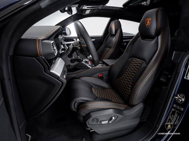 Used 2020 Lamborghini Urus AWD/4WD image 29