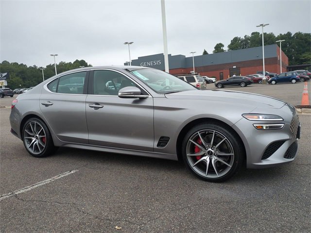 New 2025 Genesis G70 2.5T image 2