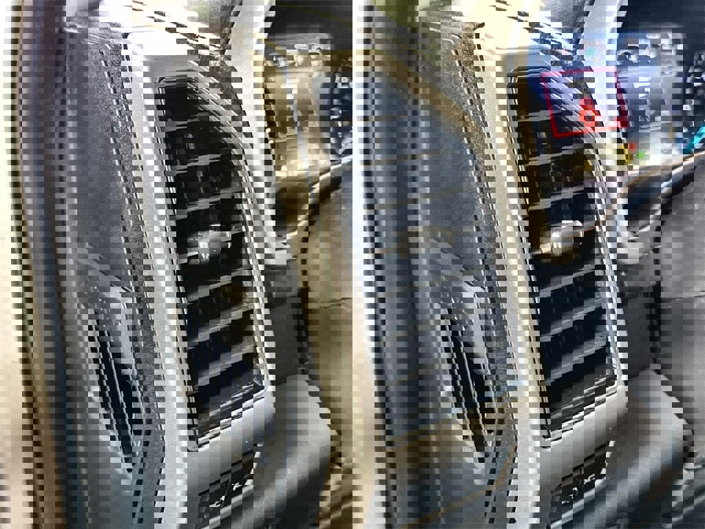 Used 2020 Ford F250 Lariat w/ Lariat Ultimate Package image 15