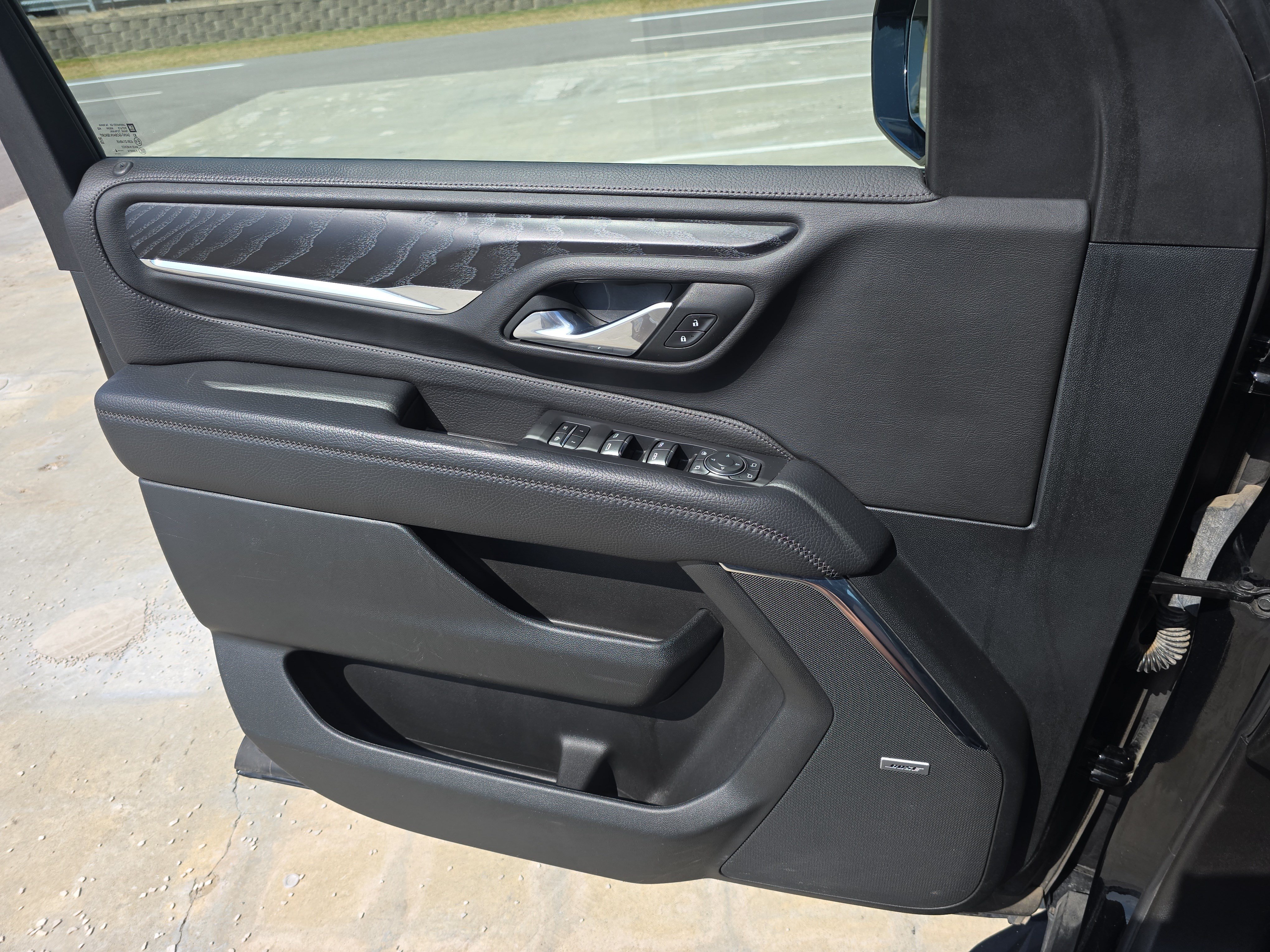 Used 2024 GMC Yukon Denali AWD/4WD image 28