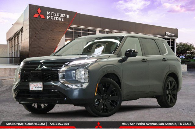 New 2026 Mitsubishi Outlander LE FWD image 1