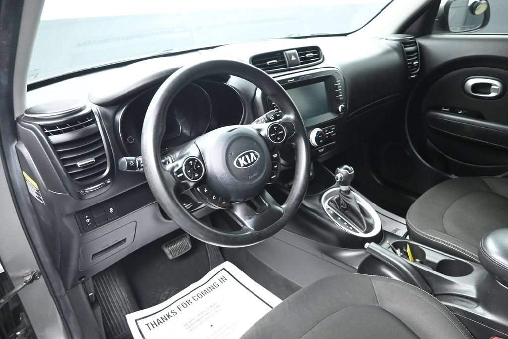 Used 2018 Kia Soul w/ Convenience Package FWD image 12