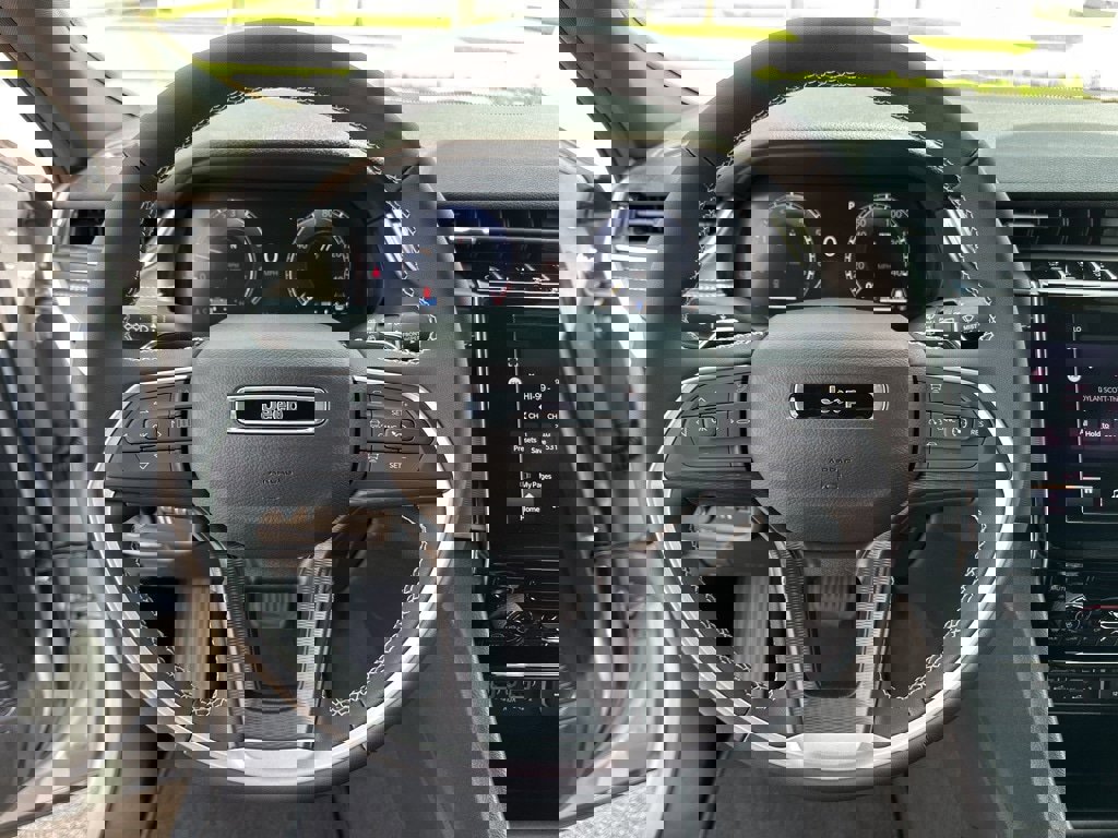 New 2025 Jeep Grand Cherokee L Laredo w/ Trailer Tow Package image 28