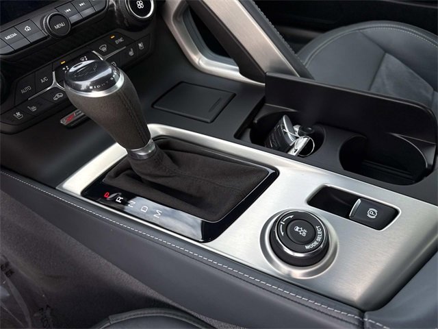 Used 2016 Chevrolet Corvette Z06 w/ 3LZ Preferred Equipment Group image 26