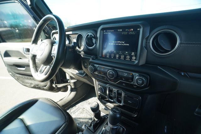 Used 2022 Jeep Wrangler Unlimited Sahara 4xe w/ Cold Weather Group image 32