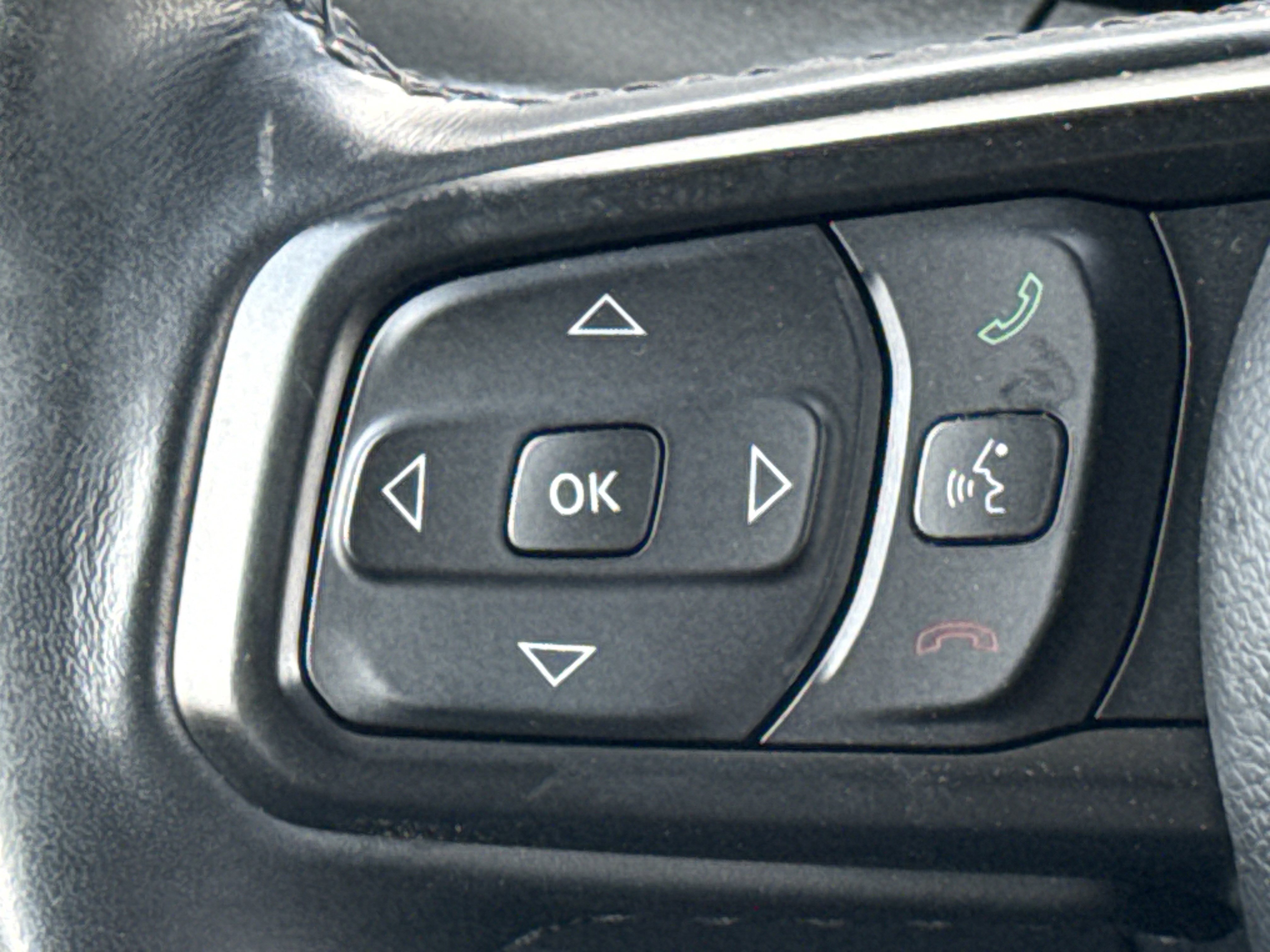 Used 2022 Jeep Wrangler Unlimited Sport w/ Sun And Sound Package image 18