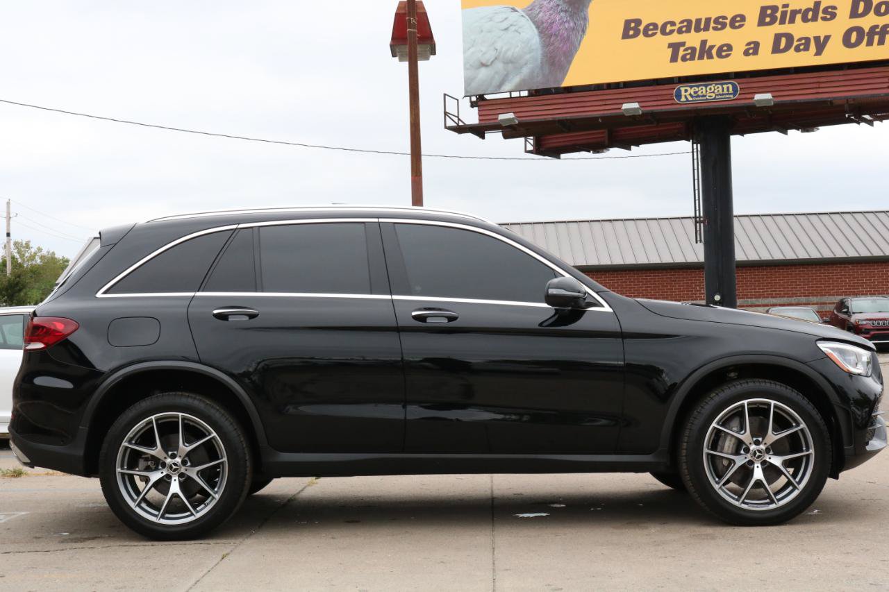 Used 2020 Mercedes-Benz GLC 300 4MATIC image 9