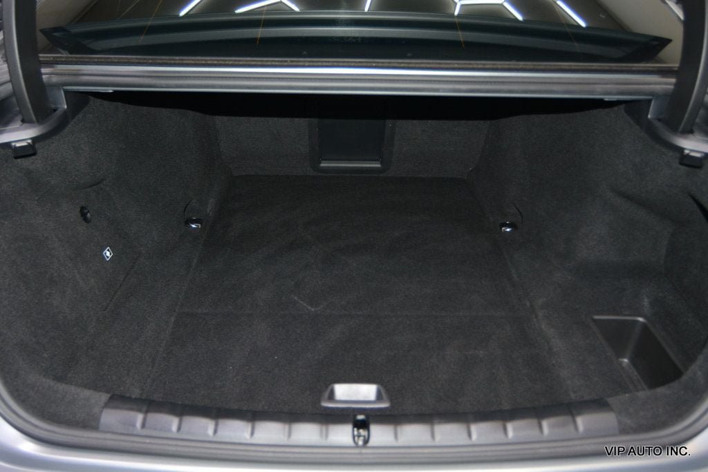 Used 2023 BMW i7 xDrive60 AWD/4WD image 29