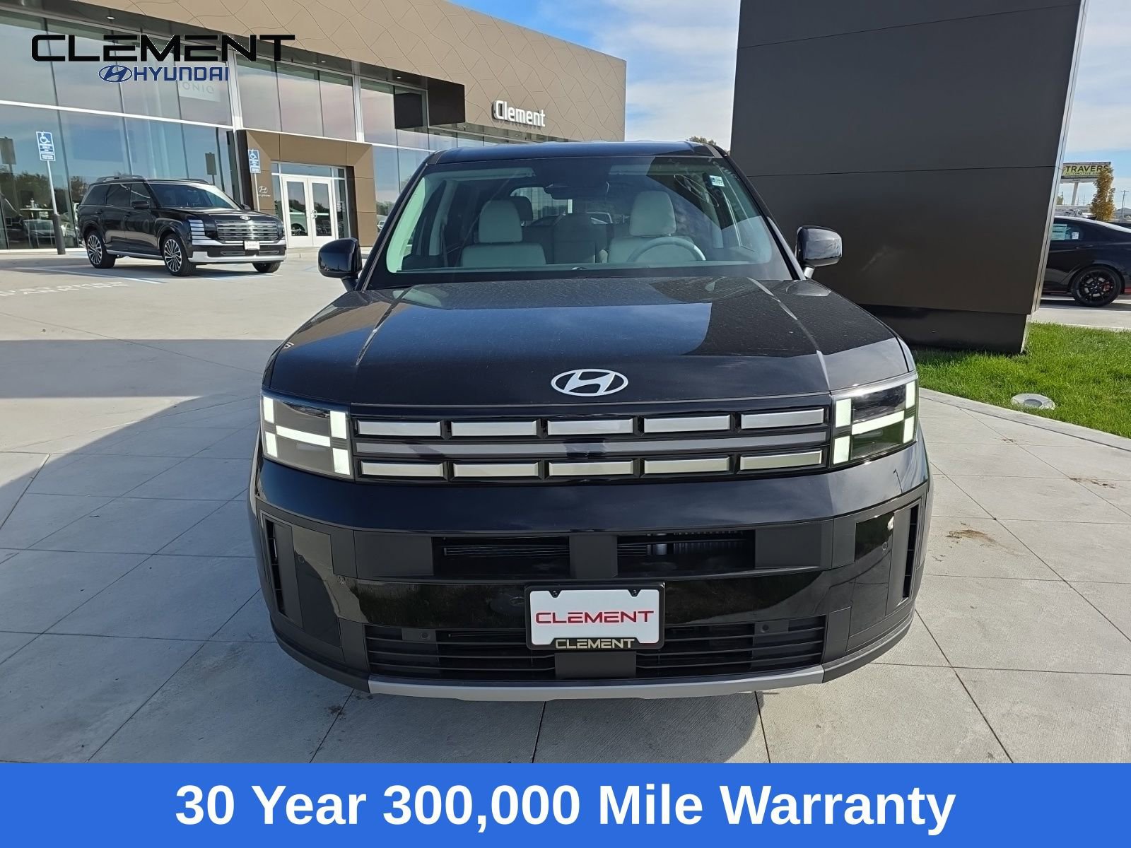 New 2026 Hyundai Santa Fe SE image 2