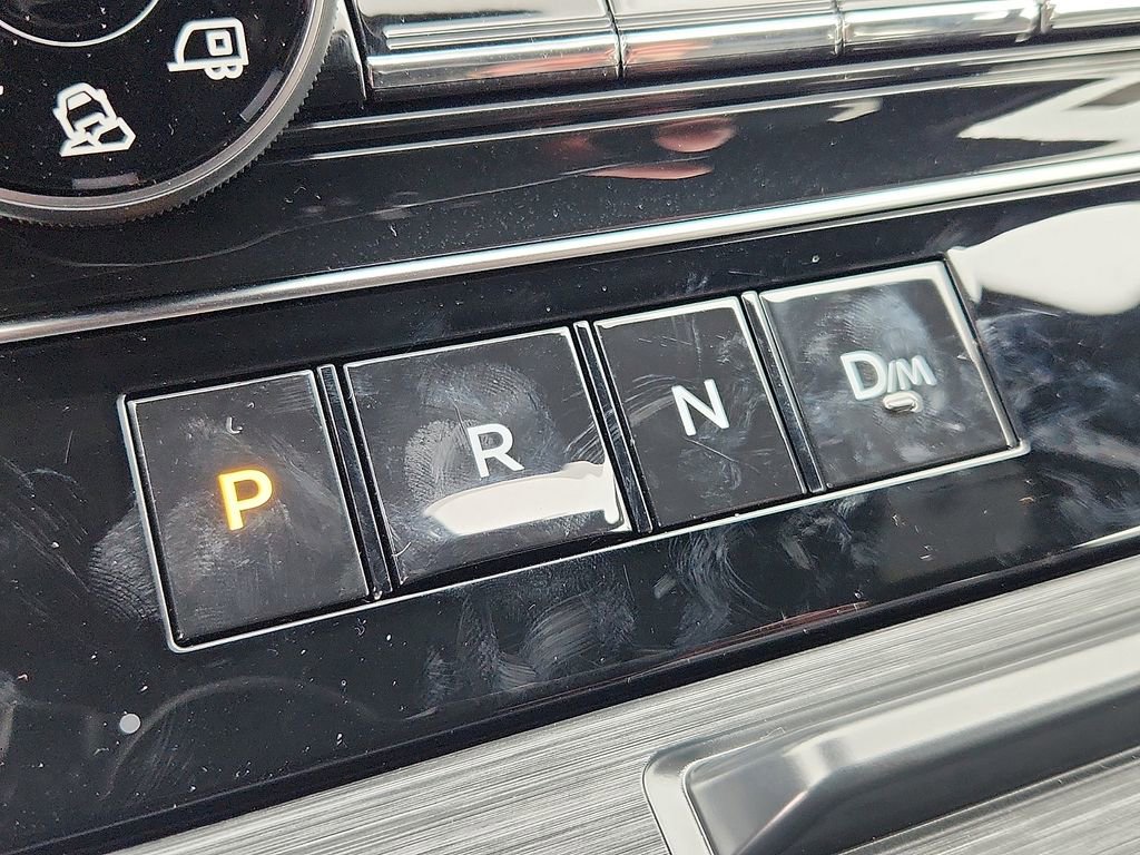 New 2026 Nissan Armada SL w/ Captain's Chari Seat Package image 7