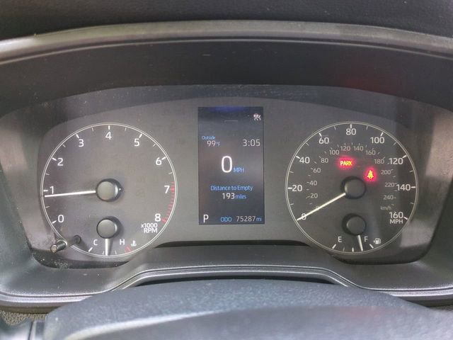 Used 2023 Toyota Corolla Cross LE w/ Moonroof Package FWD image 26